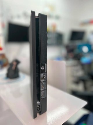 PS4 Slim 1TB con mando