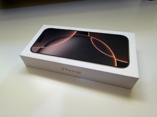 iPhone 16 Pro 512 GB Titanio Desierto