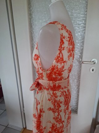 Vestido Zara floral asimétrico naranja