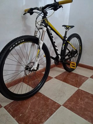 Scott 970 TALLA S 29" Montainbike muy ligera y nue