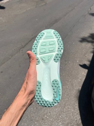 Nike Vomero 18