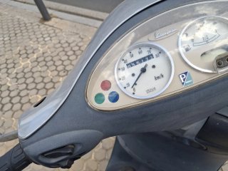 Vespa ET4 Plata