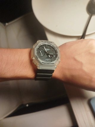 G-Shock GA-2100SKE Blanco Transparente