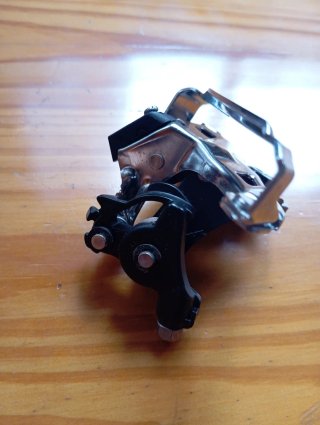 Desviador Shimano SLX FD-M675-E2