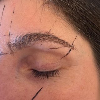 Microblading profesional en Marbella & Elviria