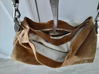 Bolso de piel ZARA