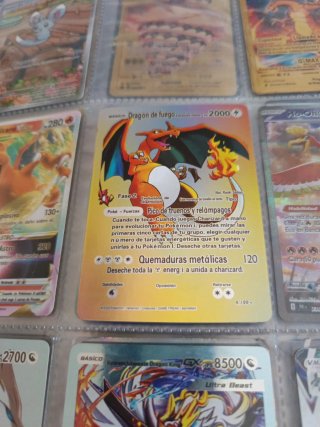 Carta Pokémon Charizard Dragon de Fuego