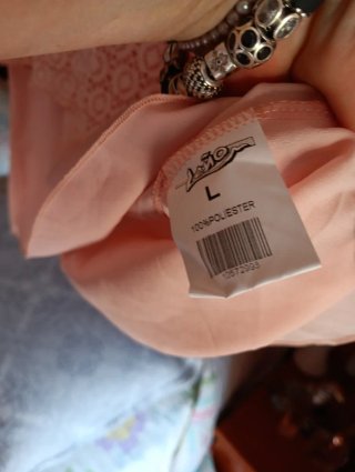 Top rosa encaje