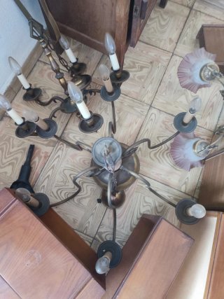 Lámpara de techo antigua