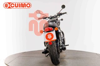 TRIUMPH BONNEVILLE T100
