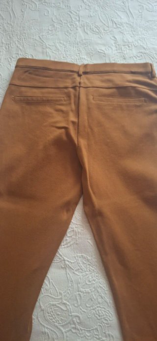 Pantalón Zara tipo Legging Marrón
