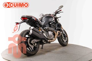 DUCATI MONSTER 821