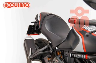 DUCATI MONSTER 821