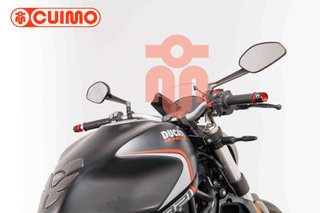 DUCATI MONSTER 821