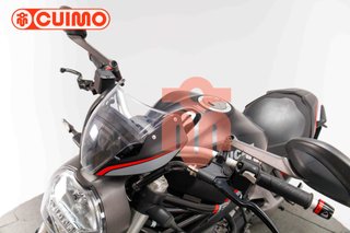 DUCATI MONSTER 821
