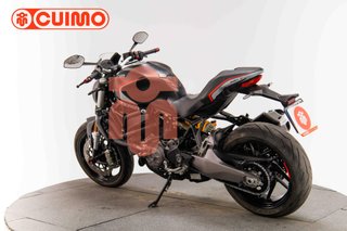 DUCATI MONSTER 821