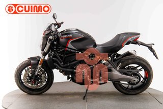 DUCATI MONSTER 821