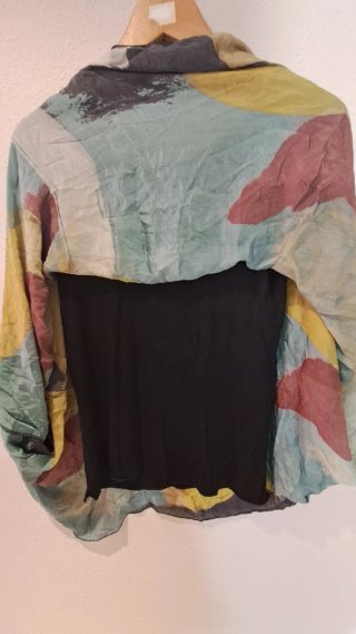 Blusa estampada multicolor talla única