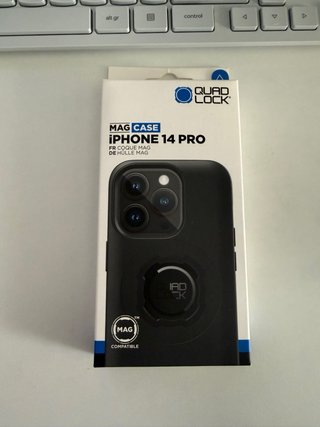 FUNDA QUADLOCK IPHONE 14 PRO