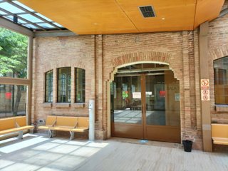 R-7940318 Venta local comercial en Sant Boi centro