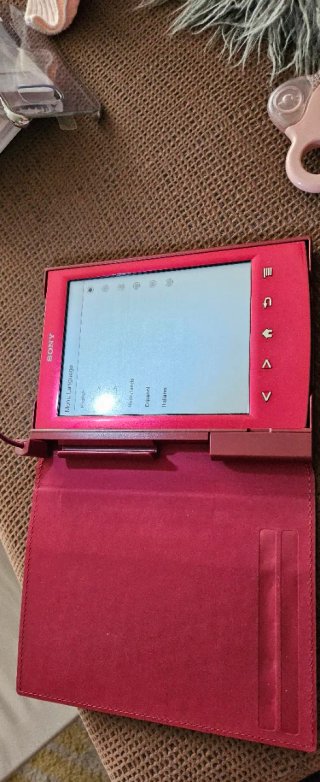 Libro electrónico Sony Rojo+Funda roja con luz