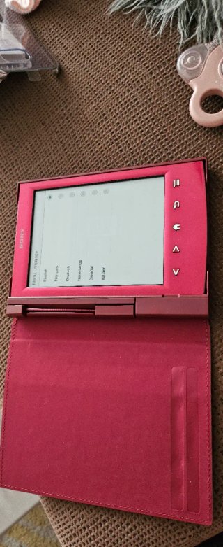 Libro electrónico Sony Rojo+Funda roja con luz