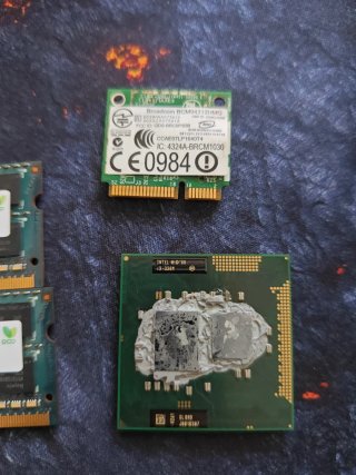 Lote componentes Módulos Ram DDR3 2x 2GB i3-330m