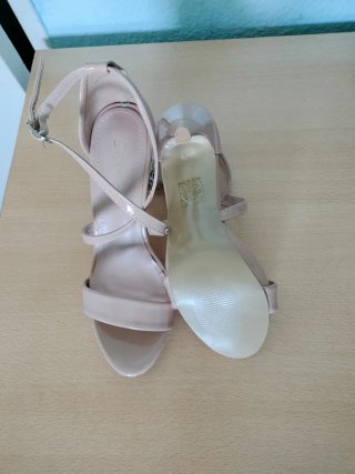 Sandalias de fiesta verano beige