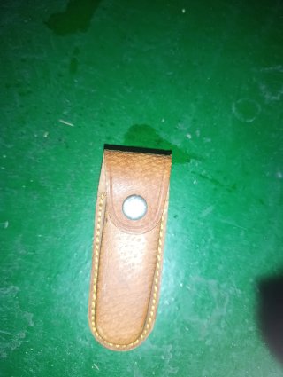 Funda de cuero para navaja