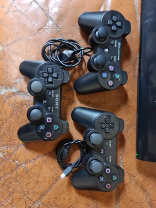 Pley station 3+20 juegos+3mandos