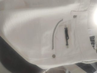 Vaquero blanco nuevo con etiqueta
