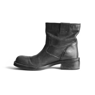 Botines de piel "Zara".