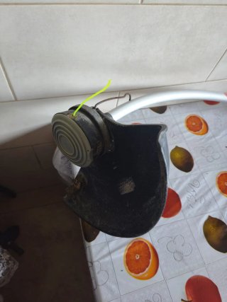 Desbrozadora Eléctrica Black & Decker