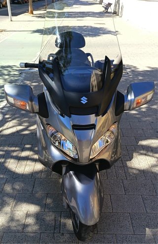 Suzuki Burgman 650 Executive impecable