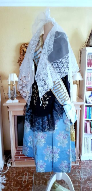 Traje Regional Belleza Alicantina Completo