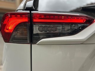 Toyota Rav4 2.5l 220H Business 4WD