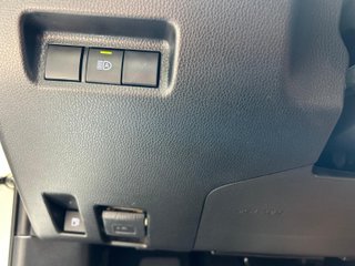 Toyota Rav4 2.5l 220H Business 4WD