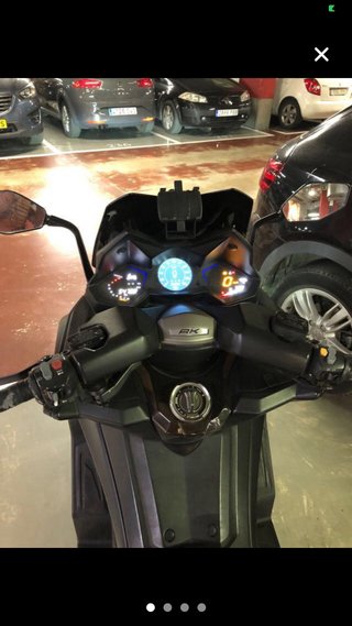 Kymco AK 550 Negra