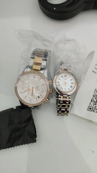 2 Relojes Michael Kors y Tissot Oro Plata