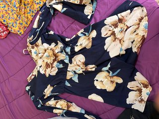 Mono mujer azul estampado floral