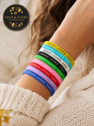 13 Pulseras Savia & Cuero