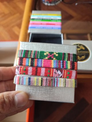 13 Pulseras Savia & Cuero