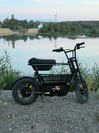 Bicicleta Eléctrica UrbanGlide Thunder