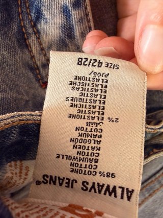 Pantaloni Zara strappati uomo