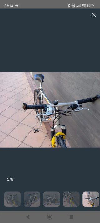 Bicicleta BH con casco, bomba y candado