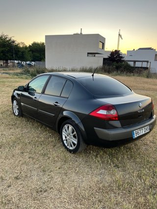 Renault Megane 2005 2.0 16v