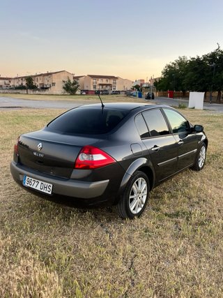 Renault Megane 2005 2.0 16v