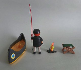 Playmobil Pescador con Canoa y Accesorios