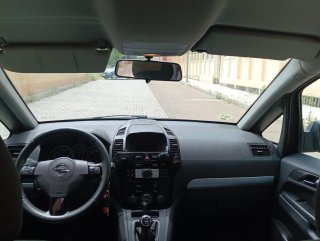 Opel Zafira 2011