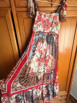 Vestido Largo Estampado Marca Rosas Rojas